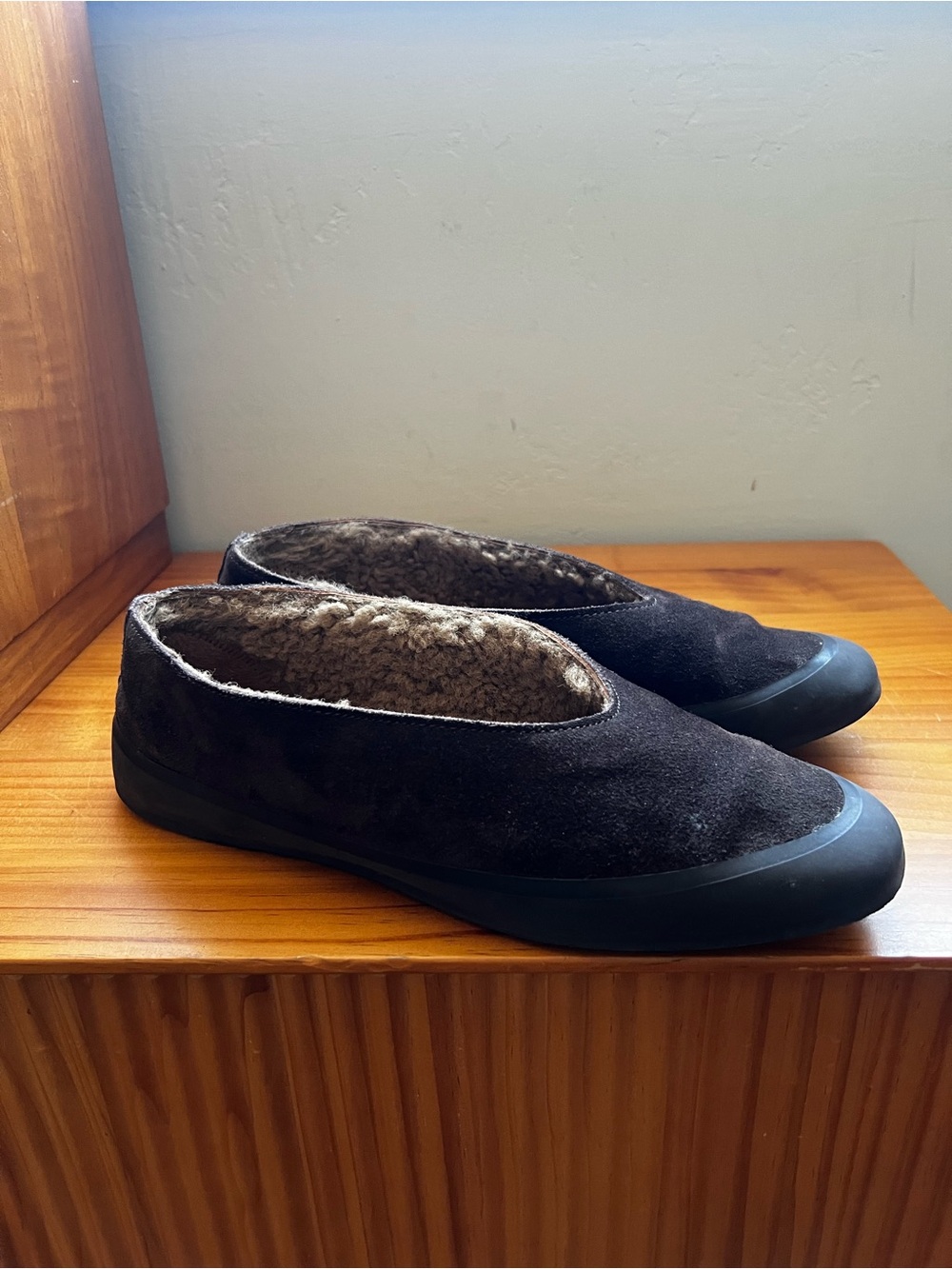 Le Monde Beryl Suede Shearling ballet flats